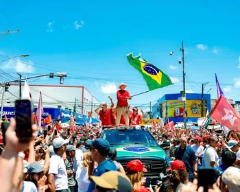 Lula questiona corte prometido por Flávio: “De onde vai tirar R$ 250 bi?”