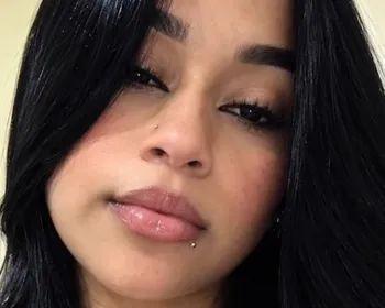 Mãe ouviu por telefone filha de 15 anos dizer que seria esfaqueada pelo ex-namorado