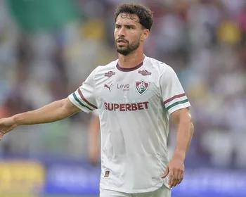 Martinelli sofre lesão no joelho e vira problema para o Fluminense