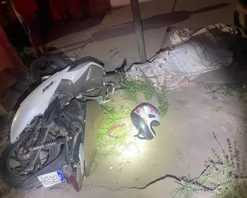 Mulher de 51 anos morre em acidente de moto na entrada de Lagoa da Canoa