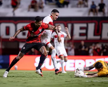 No Estádio Rei Pelé, CRB recebe o Atlético-GO em jogo decisivo na disputa pelo acesso