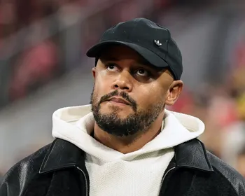 Pai de Kompany revela rotina exaustiva de técnico do Bayern