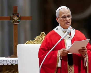 Papa Leão XIV revela nódulo no pulmão e diz que passará por cirurgia