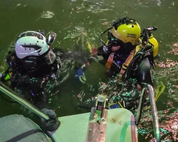 PF apreende cocaína submersa em navio e mira tráfico em reduto do PCC