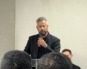 Por aclamação, Rogério Siqueira é reconduzido à presidência do ASA para o terceiro mandato
