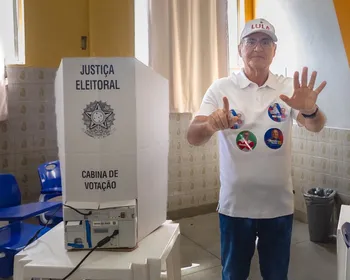 Renan Calheiros destaca experiência e demonstra confiança nas urnas