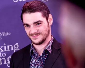 RJ Mitte, astro de ‘Breaking Bad’, morre aos 34 anos