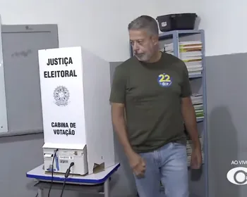 Senador eleito Arthur Lira vota no segundo turno em Pilar, Alagoas