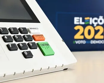 Contabilização de votos é pausada pelo TSE em função do adiamento