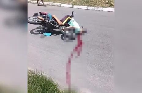 Câmeras registram momento em que motociclista é baleado na Santa Amélia