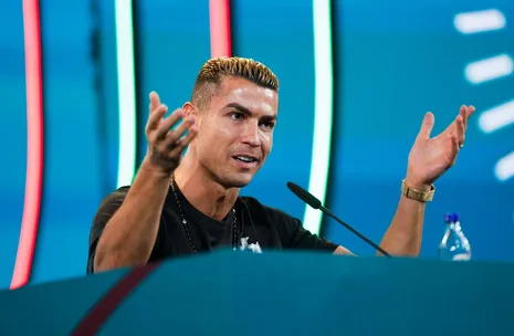 Cristiano Ronaldo quebra silêncio sobre Jorge Jesus e aposentadoria: 'Decidi'