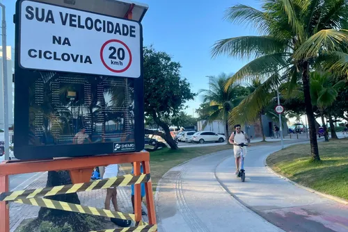
				Orla de Maceió ganha medidores de velocidade para bicicletas e patinetes; veja onde
			
			