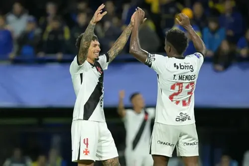 
				De olho no Boca Jrs, Vasco avalia poupar titulares contra o São Paulo
			
			