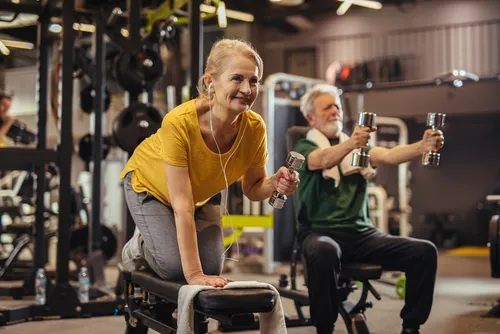
				Exercícios para fortalecer os braços e preservar a força após os 50 anos
			
			