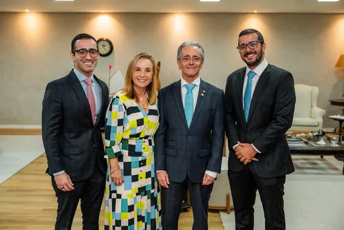 
				Fábio Bittencourt assume interinamente o Governo de Alagoas
			
			