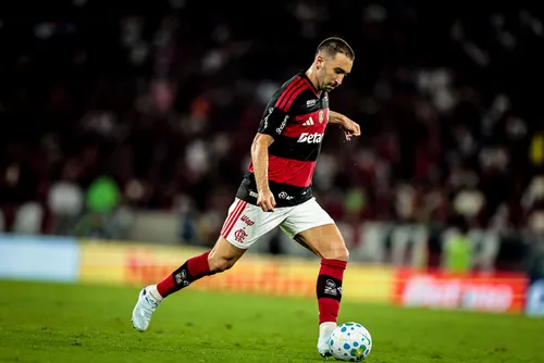 
				Flamengo tem desfalques importantes para enfrentar o Santos; veja a provável escalação
			
			