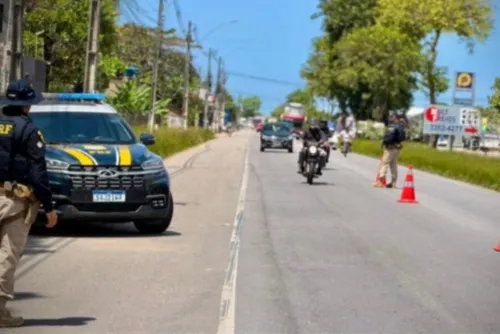
				A BR-101, a BR-316 e a BR-104 concentram 92% dos sinistros registrados nas rodovias federais em Alagoas. Embora o total de ocorrências tenha caído em 2025, as mortes subiram de 91 para 93.
			
			