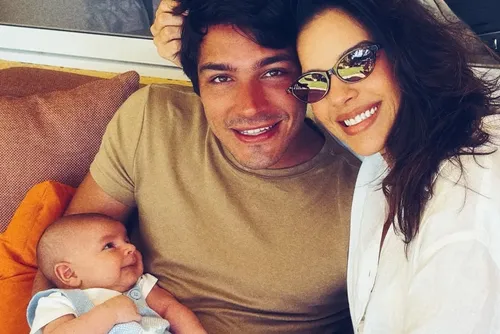 
				Mariana Rios revela que “previu” namoro com Juca Diniz antes de conhecê-lo
			
			