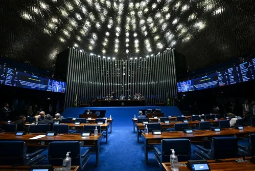 
				Marqueteiros e políticos do PT já não se entendem desde a derrota de Lula para Flávio
			
			
