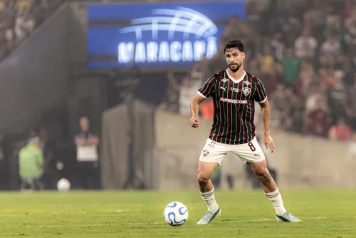 
				Martinelli sofre lesão no joelho e vira problema para o Fluminense
			
			