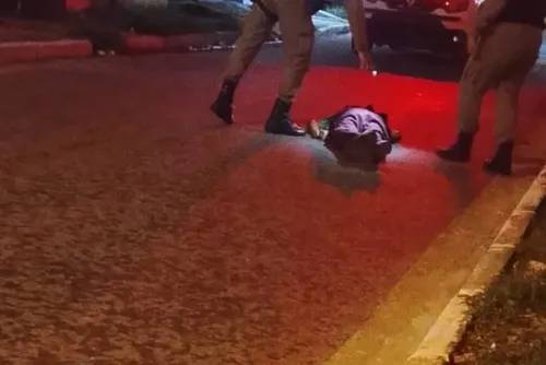 
				Polícia investiga se ameaças motivaram assassinato de jovem no Tabuleiro
			
			