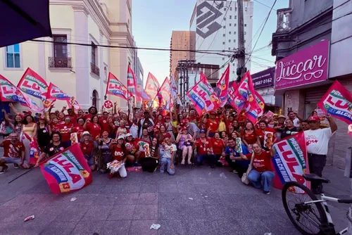 
				PT aposta nas ruas e prevê ampliar vantagem de Lula em Alagoas
			
			
