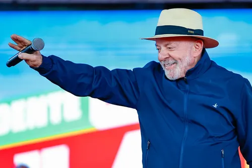 
				PT desqualifica denúncia grave de corrupção para não explicar recusa de investigar Lula
			
			