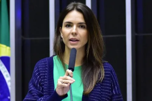 
				PT tentou criar factoide com PEC da Segurança
			
			