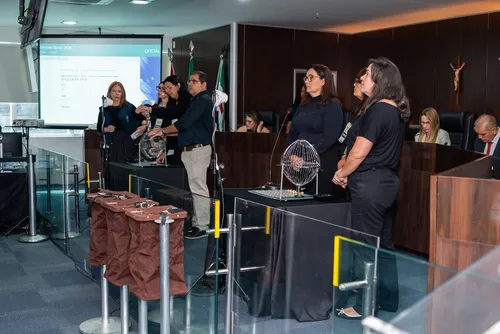 
				Segundo turno: veja quais urnas eletrônicas serão auditadas em Alagoas
			
			