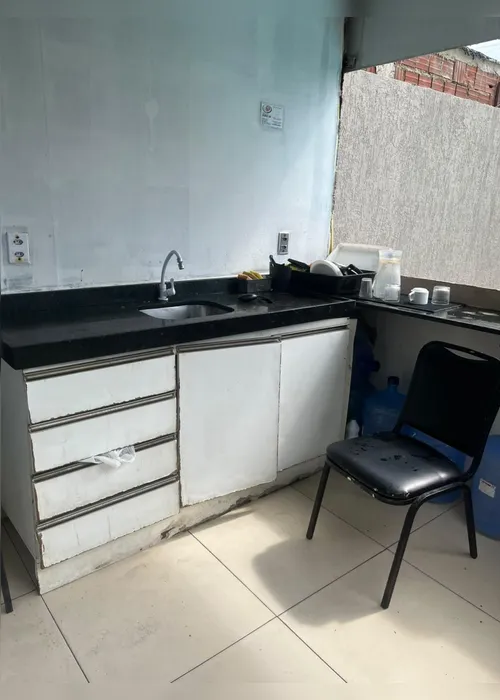
				Vigilância Sanitária interdita pousada à beira-mar no bairro de Cruz das Almas
			
			