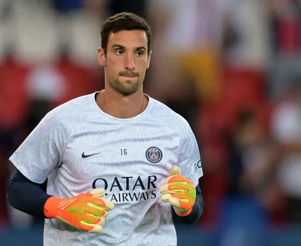Ex-PSG é amarrado por assaltantes armados durante invasão na Espanha