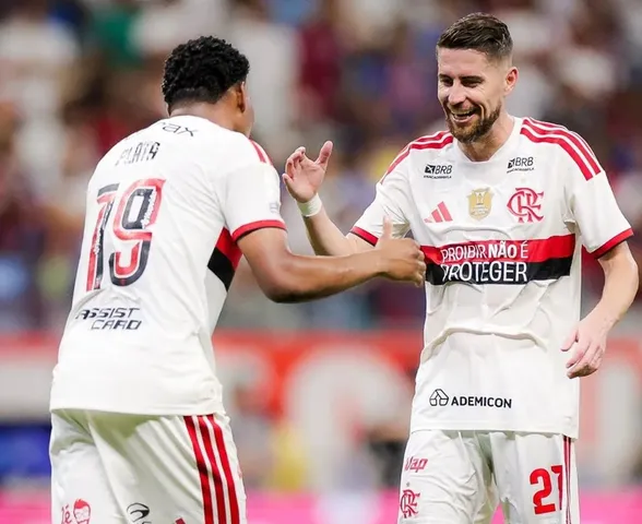 Flamengo vence o Bahia e retoma liderança do Campeonato Brasileiro