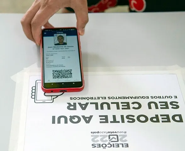 Eleitor é detido após entrar com celular na cabine para tentar filmar o voto em seção no Clima Bom