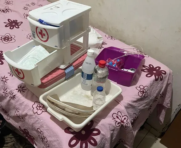 Clínica clandestina de abortos funcionava na casa de idosa; polícia revela como eram feitos