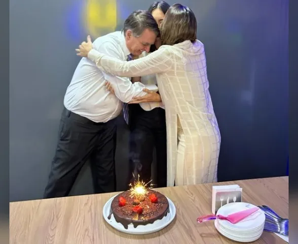 Michelle Bolsonaro celebra 16 anos da filha Laura: “Nossa herança”