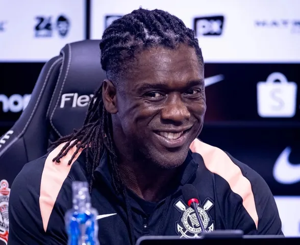 Seedorf promete reviravolta no Corinthians: "Leão ferido é sempre perigoso"