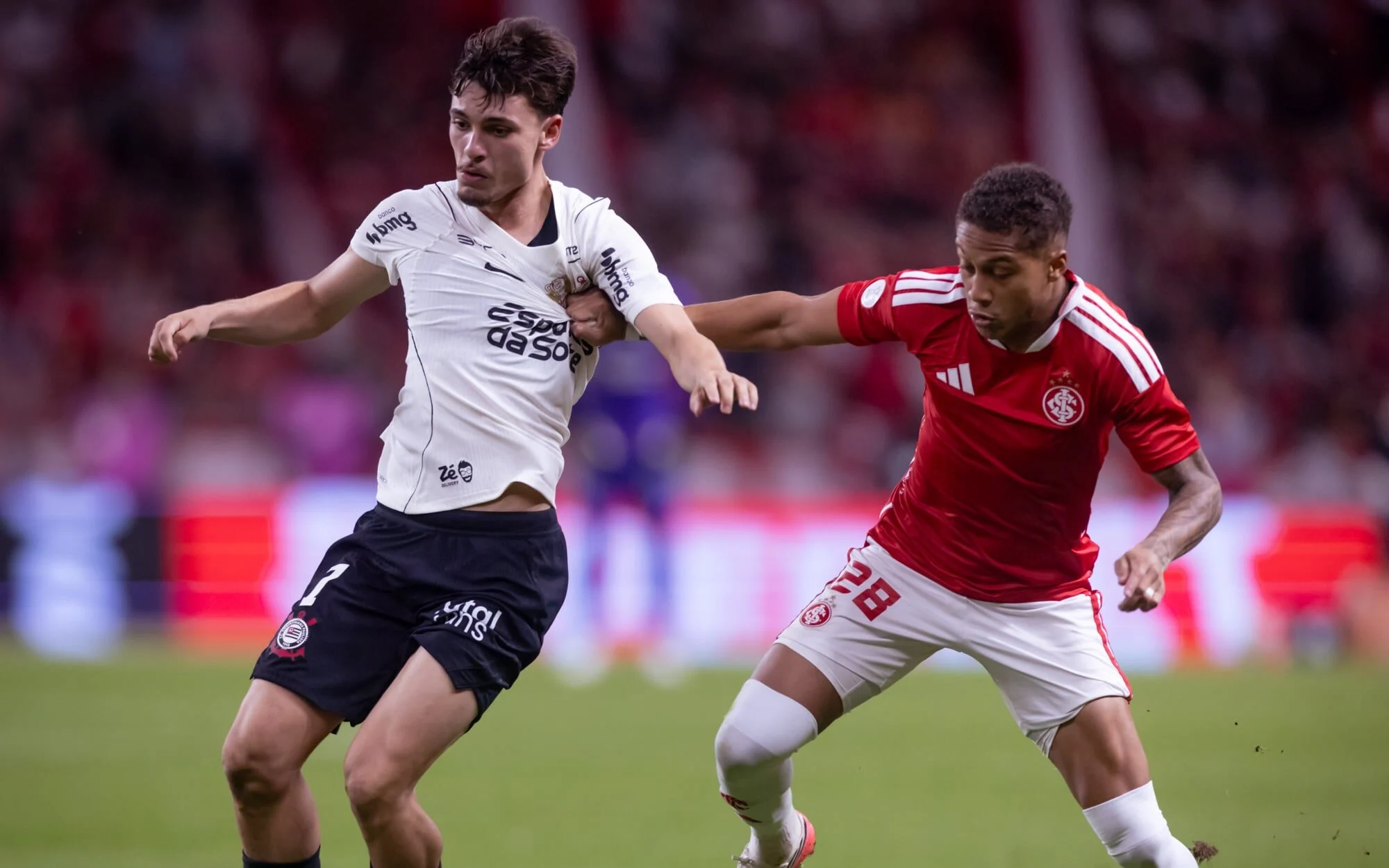 Brasileirão de volta: veja as chances de título e rebaixamento do seu clube