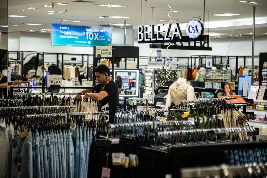 C&A abre mais de três mil vagas por todo o Brasil