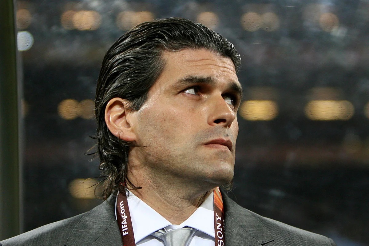Ex-Flamengo vendia diploma falso de técnico a astros do futebol
