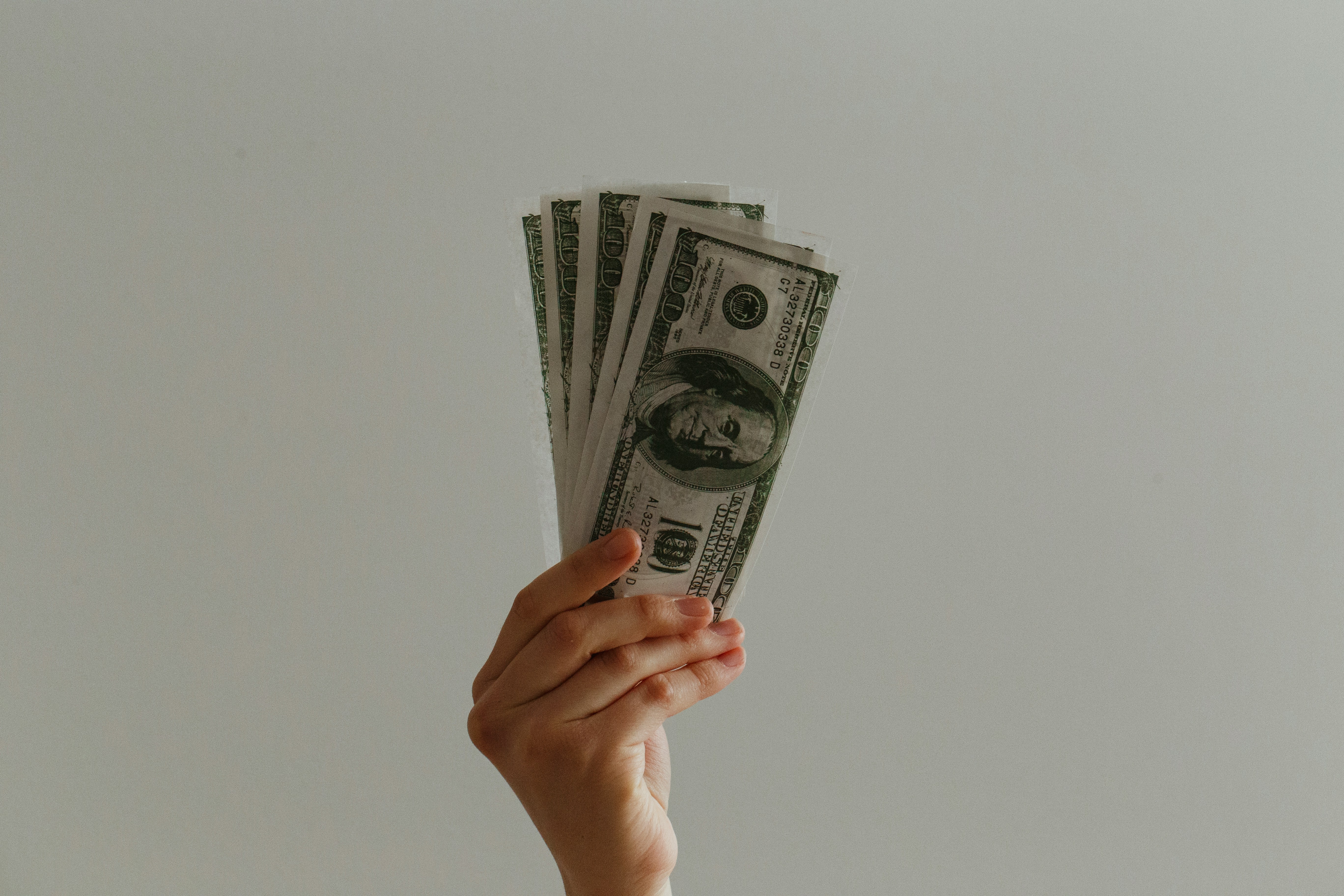 Planejamento de férias no exterior ganha forte aliado contra taxas ocultas
