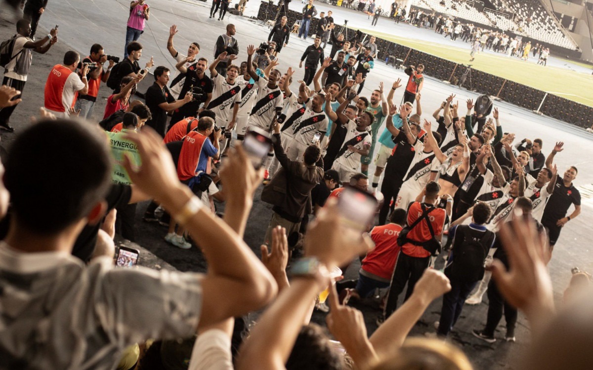 Vasco tem melhor sequência no ano e vê risco de rebaixamento despencar