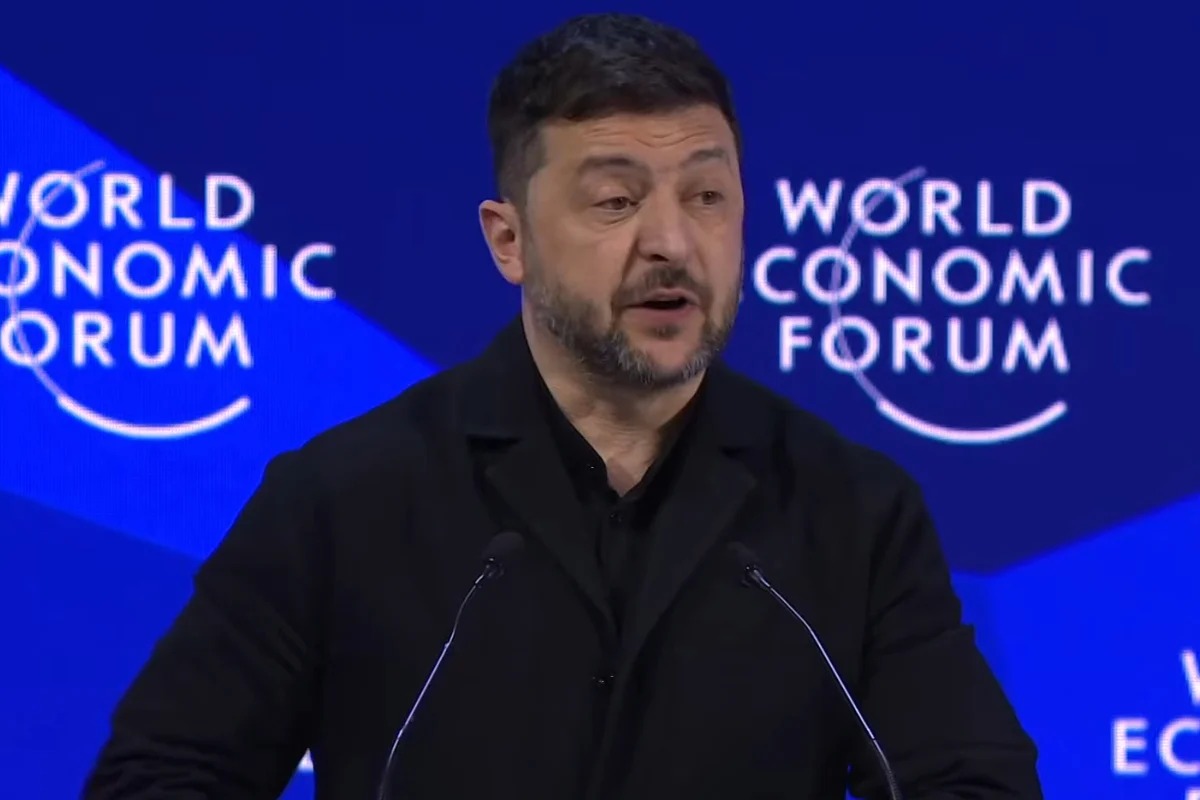 Zelensky nega tomada de cidade estratégica por tropas russas