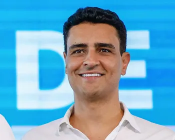 Empregos, Canal do Sertão e ensino técnico: JHC apresenta propostas 