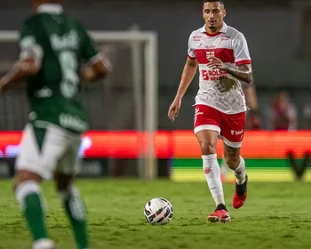 CRB perde Henri por suspensão e abre disputa por vaga na zaga 