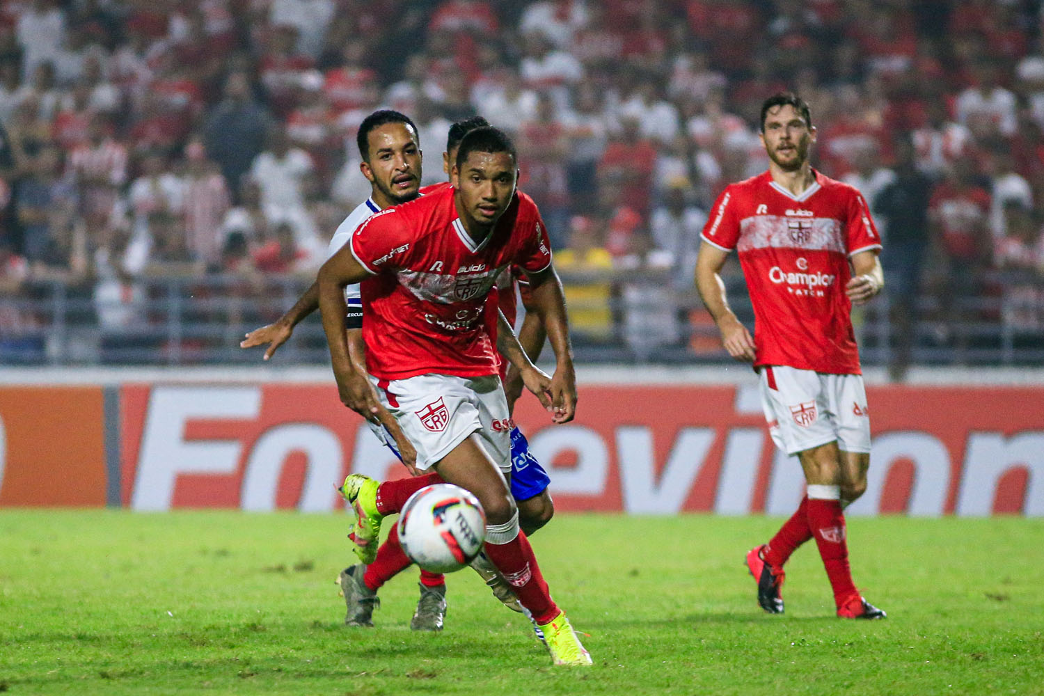 Regatas fez um segundo tempo melhor, porém, acertou o gol poucas vezes