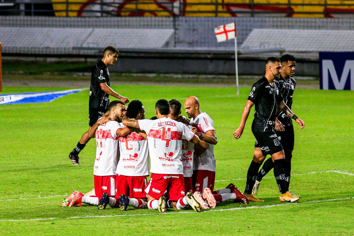 Galo saiu na frente com Marthã depois relaxou e sofreu o empate