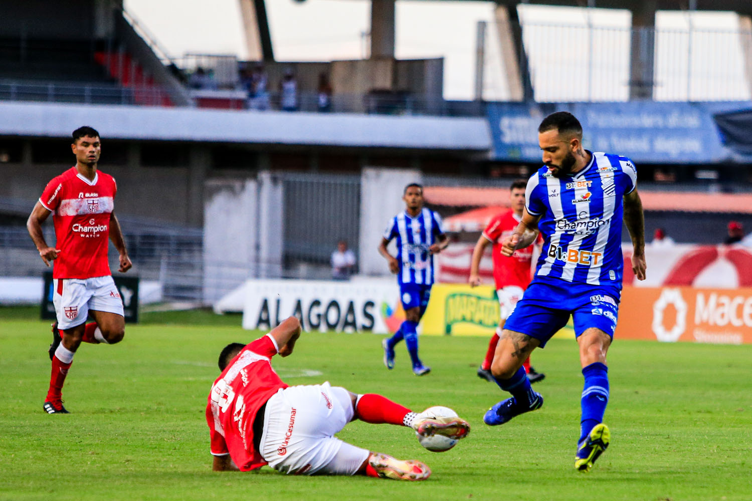 CSA vence o CRB no 1º duelo da semifinal e joga pelo empate na quarta (6), para ir à final do Alagoano: 1 a 0