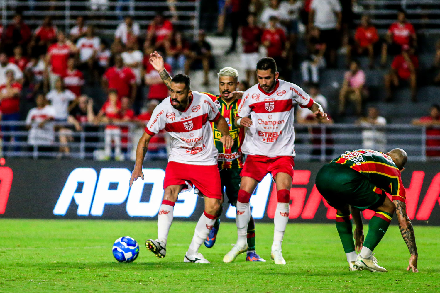 CRB decepcionou na rodada passada, empatando com o Sampaio Corrêa por 0x0