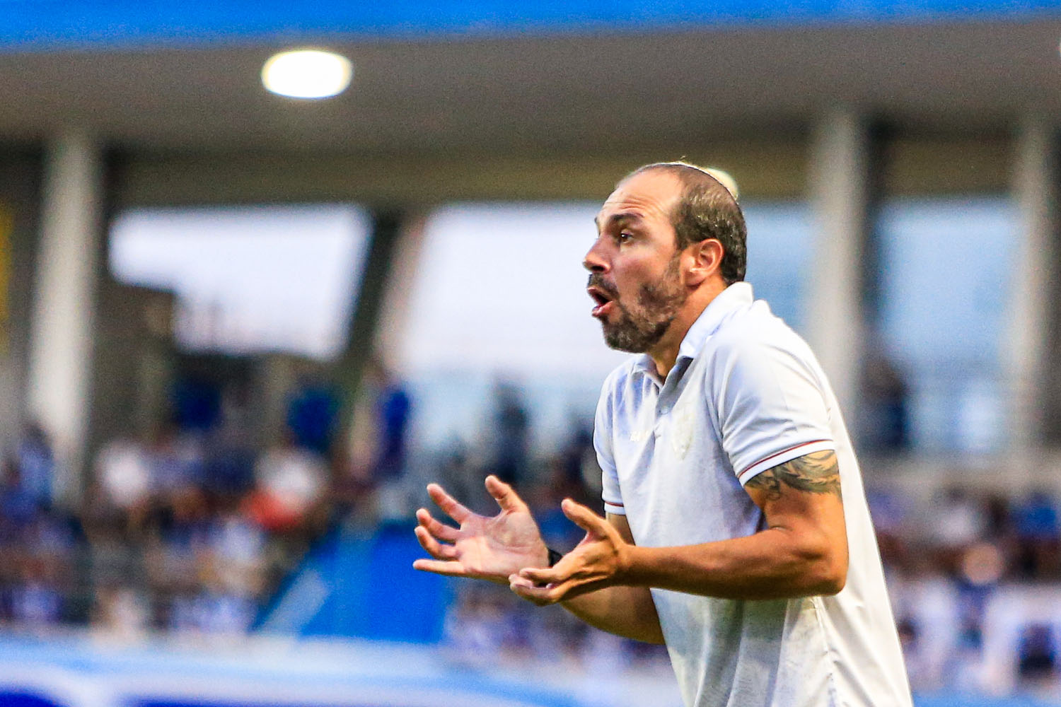 Aal não gostou nada do início da partida do CRB contra o CSA no último sábado (5)