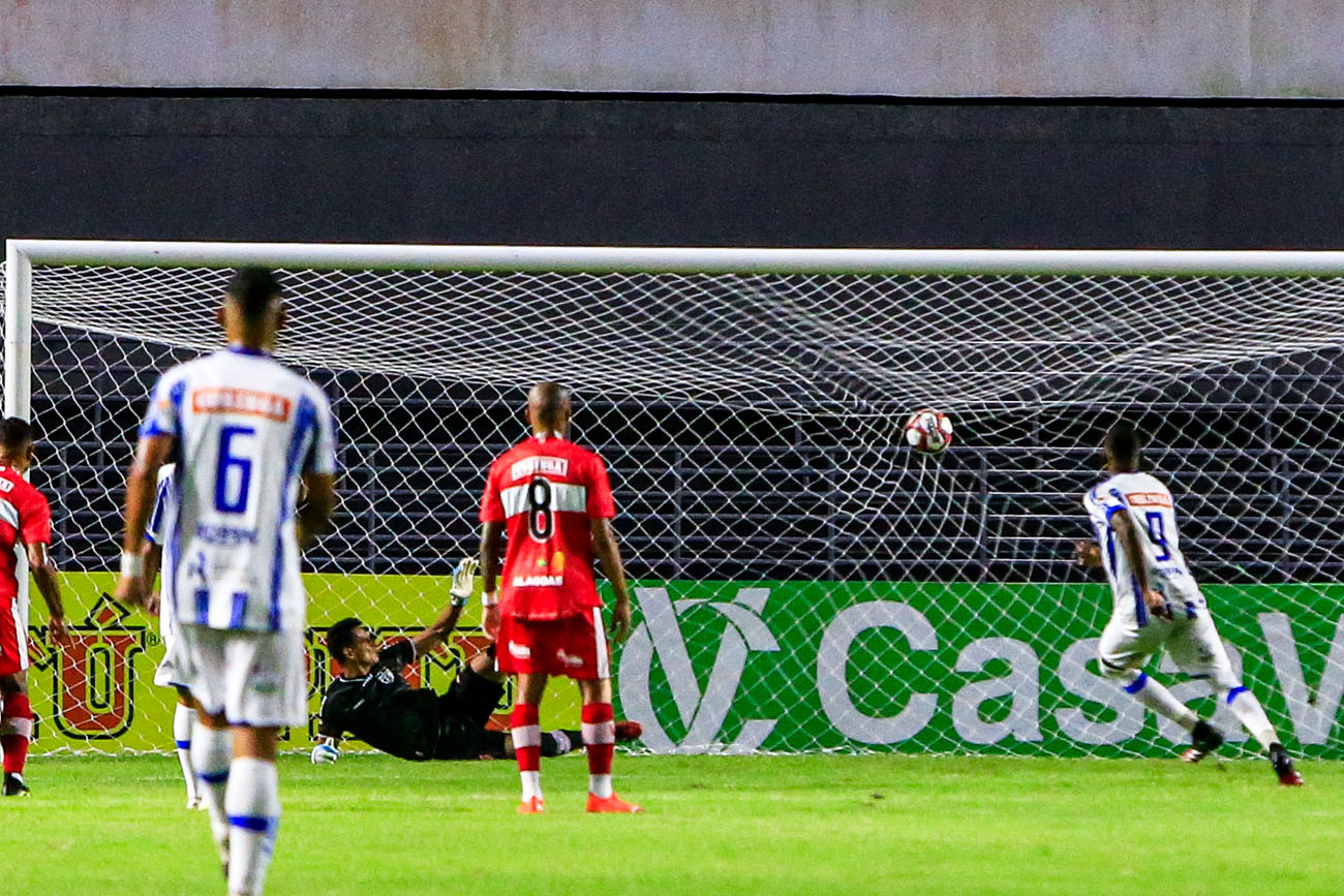 No Rei Pelé, CRB bate o Jaciobá por 4 a 2 e garante a liderança da 1ª fase do Alagoano